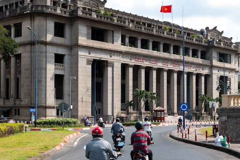 Ngân hàng Nhà nước: Giảm 50% phí giao dịch thanh toán điện tử liên ngân hàng