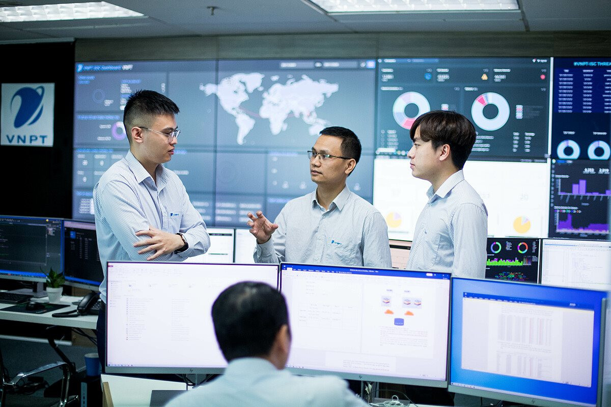 Lãnh đạo VNPT nhận lương từ 1 - 1,7 tỷ đồng trong năm 2021