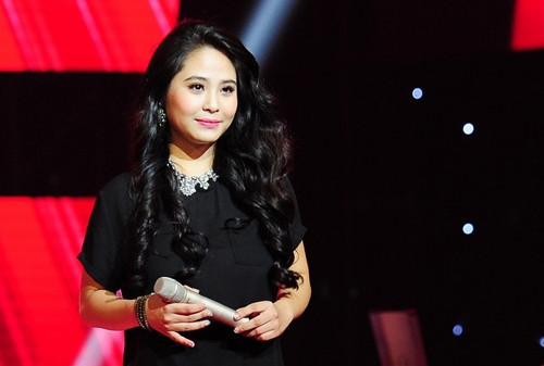 Ca nương Kiều Anh - cháu dâu cố PGS. Văn Như Cương: Khoe tiêu gần 400 triệu/ngày, ở biệt thự 300m2, cuộc sống sang chảnh đáng mơ ước