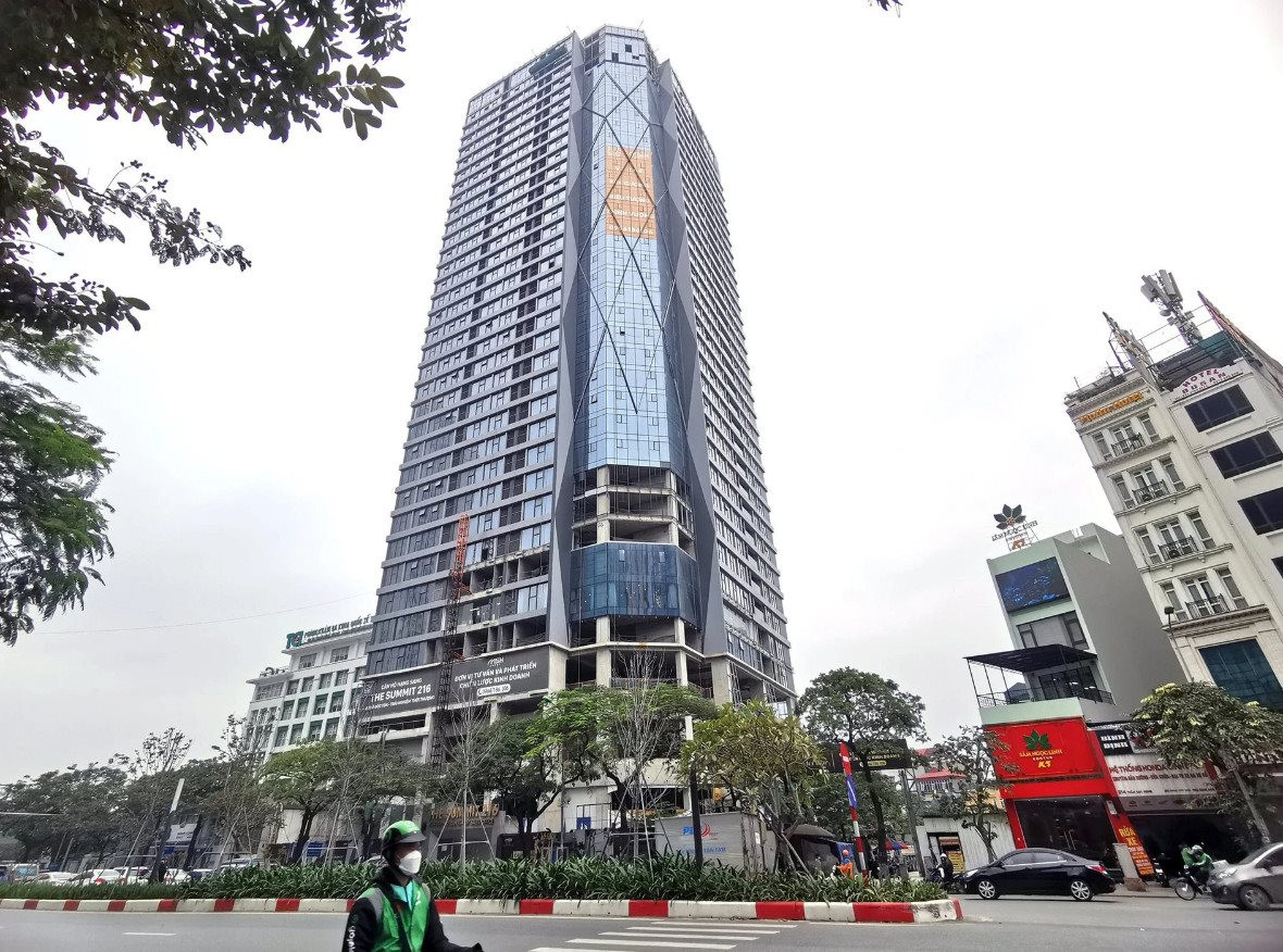 Hà Nội phản hồi vụ chung cư nằm trên“đất vàng” Trần Duy Hưng nhiều lần đổi chủ vẫn "đứng im"