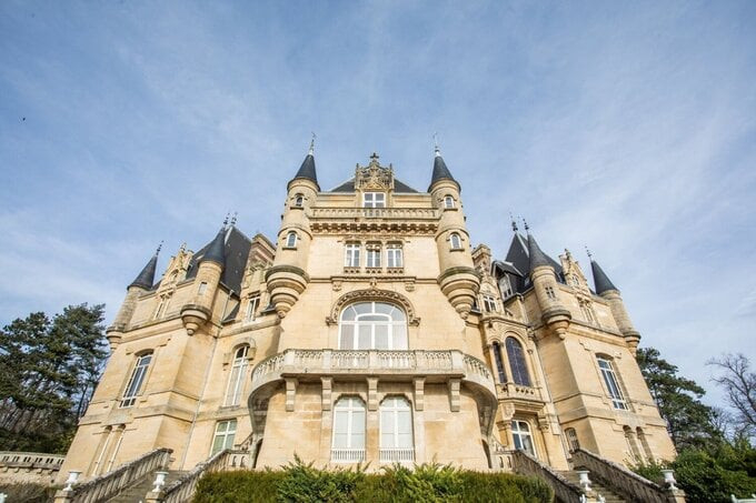 Francis+York+19th+Century+in+Chateau+Set+Within+the+French+Vexin+Park+1