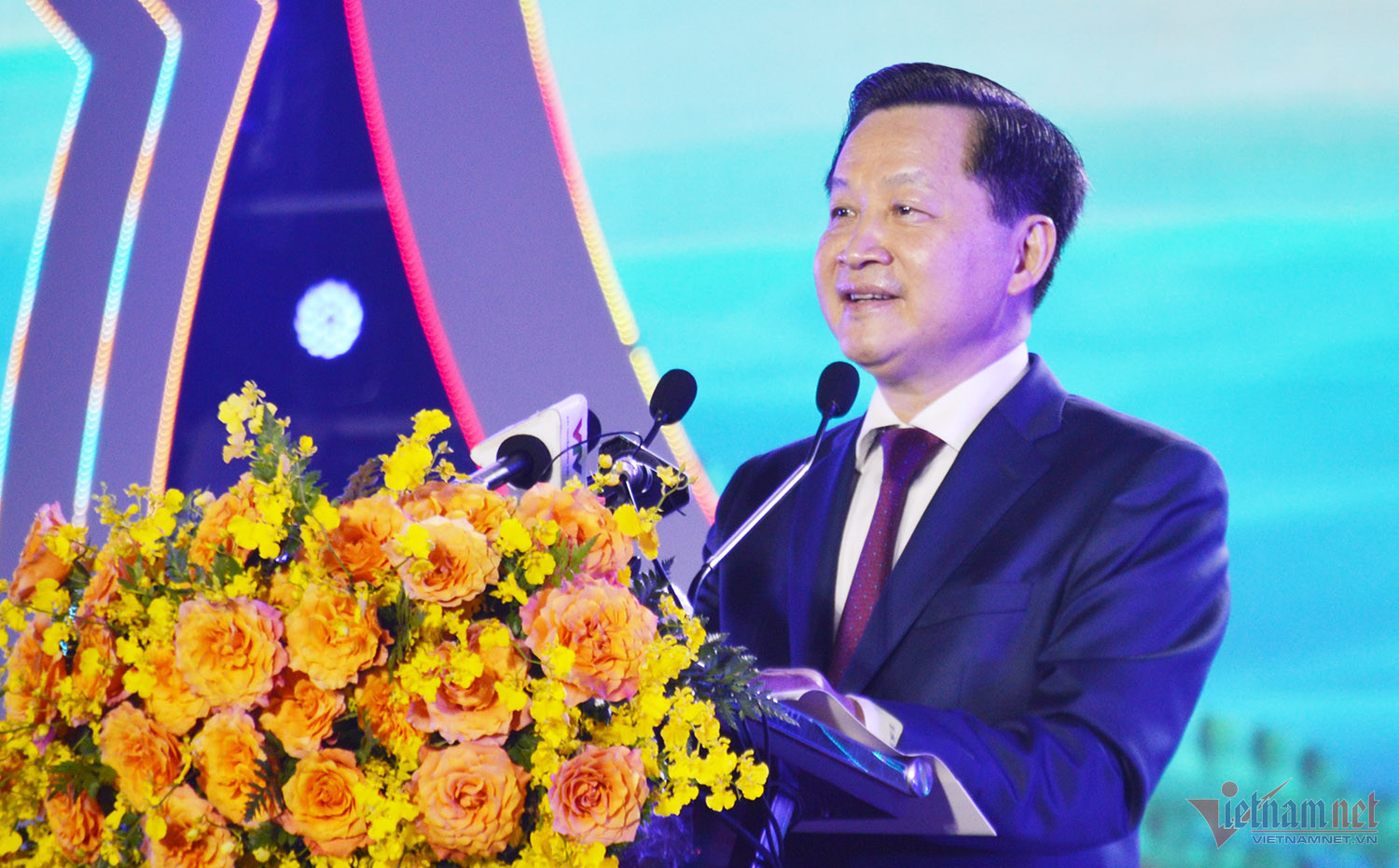 W-ptt-le-minh-khai-1.jpg