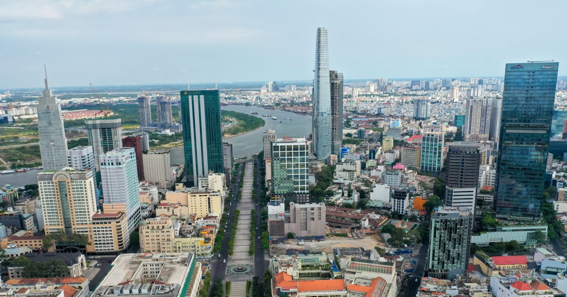 TP.HCM nỗ lực vượt khó khăn, tăng tốc phát triển