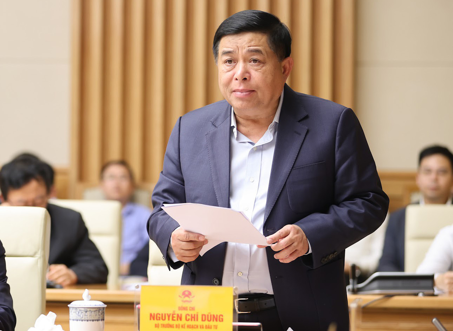 nhan luc ban dan 2 1.jpg