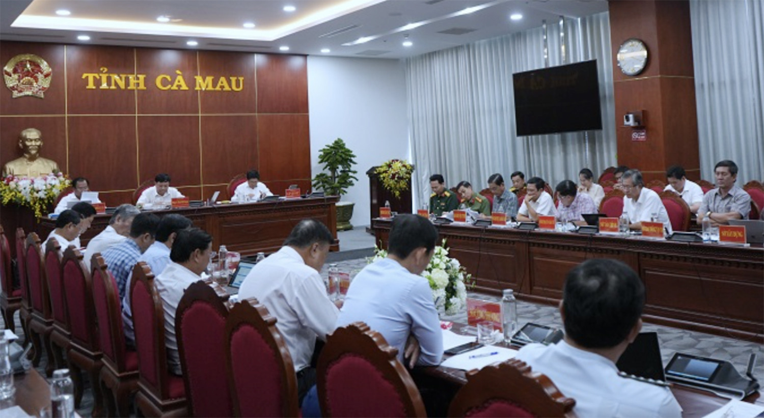 sáp nhập.jpg