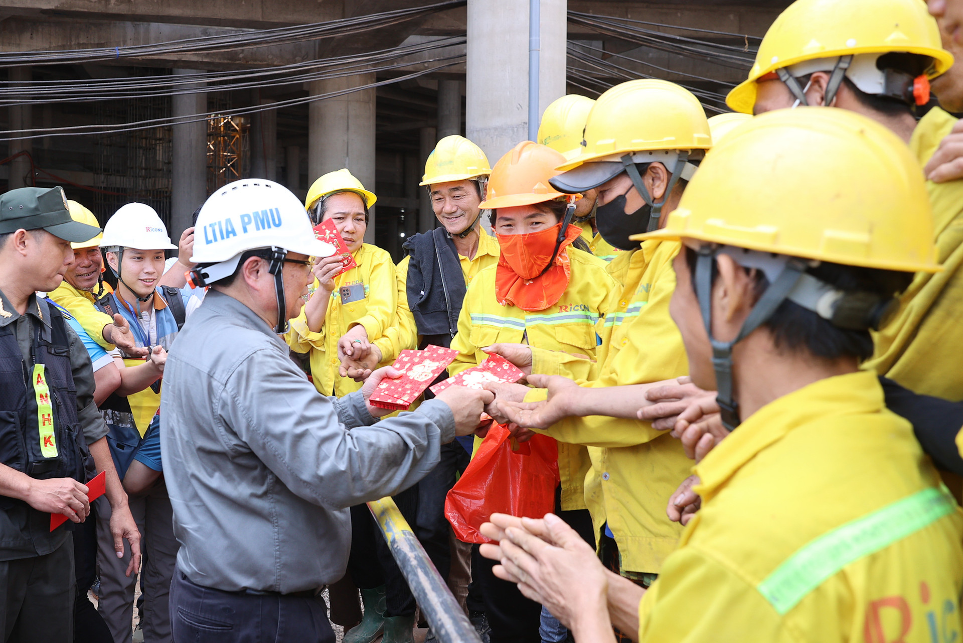 Thủ tướng lần thứ 6 kiểm tra công trường sân bay Long Thành- Ảnh 11.