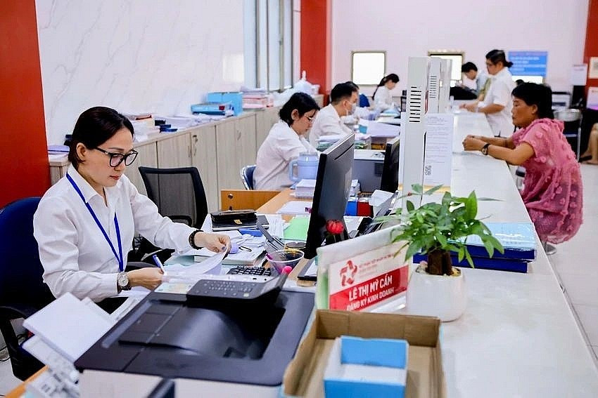 TP.HCM: Hơn 6.000 cán bộ, viên chức nghỉ việc có thể nhận hỗ trợ tới 2,7 tỷ đồng/người