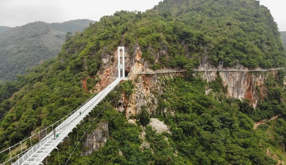 Tỉnh duy nhất có nhà máy thủy điện lớn nhất Đông Nam Á và cầu đáy kính dài nhất thế giới - ảnh 3