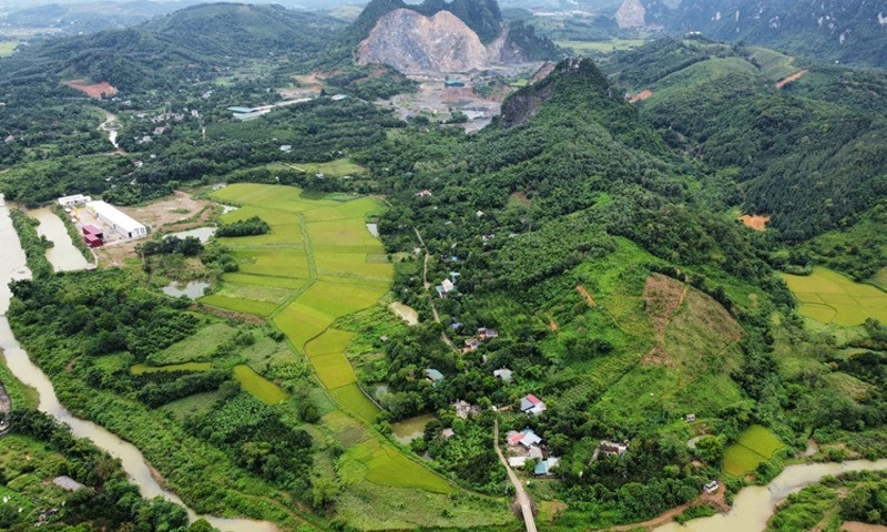 Chỉ vài năm nữa, huyện nằm trên 2 hành lang kinh tế quan trọng của Việt Nam sẽ 'cất cánh' lên thị xã- Ảnh 2.