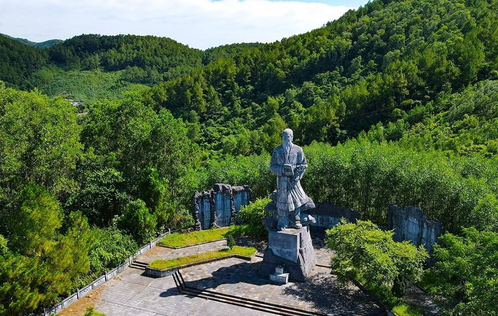 Vị danh y kiệt xuất đặt nền móng cho y học cổ truyền Việt Nam, được UNESCO công nhận là Danh nhân văn hóa thế giới - ảnh 2