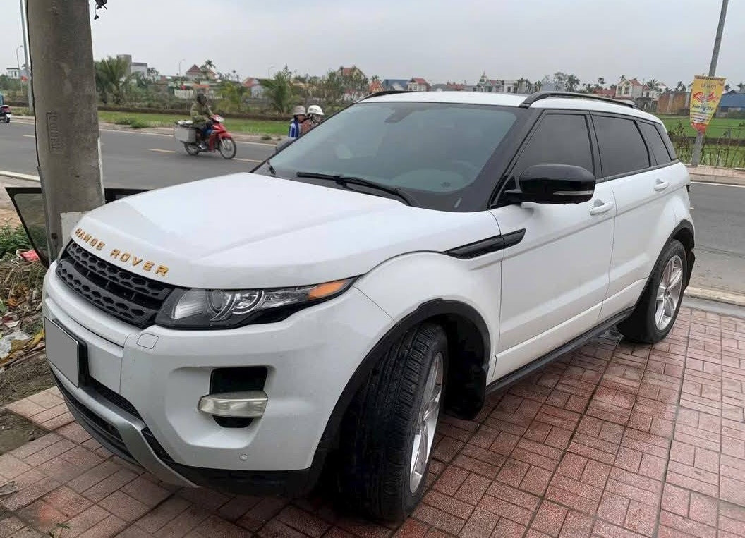 ‘Quý tộc nhỏ Anh Quốc’ Range Rover lên sàn xe cũ giá 530 triệu: Chủ xe tiết lộ sự thật về mức tiêu hao nhiên liệu