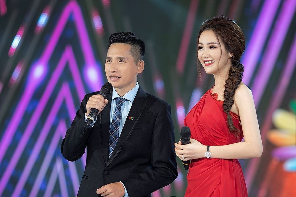 BTV ‘gạo cội’ vừa rời thể thao VTV: Sở hữu ngoại hình điển trai, được mệnh danh là ‘chồng quốc dân’ - ảnh 3