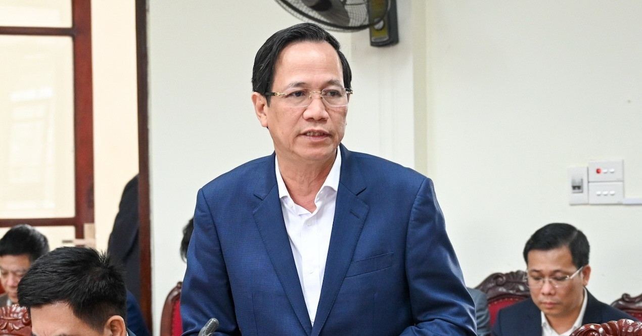 Bộ trưởng Đào Ngọc Dung: Tuyên Quang phải xóa nhà tạm nhanh và quyết liệt