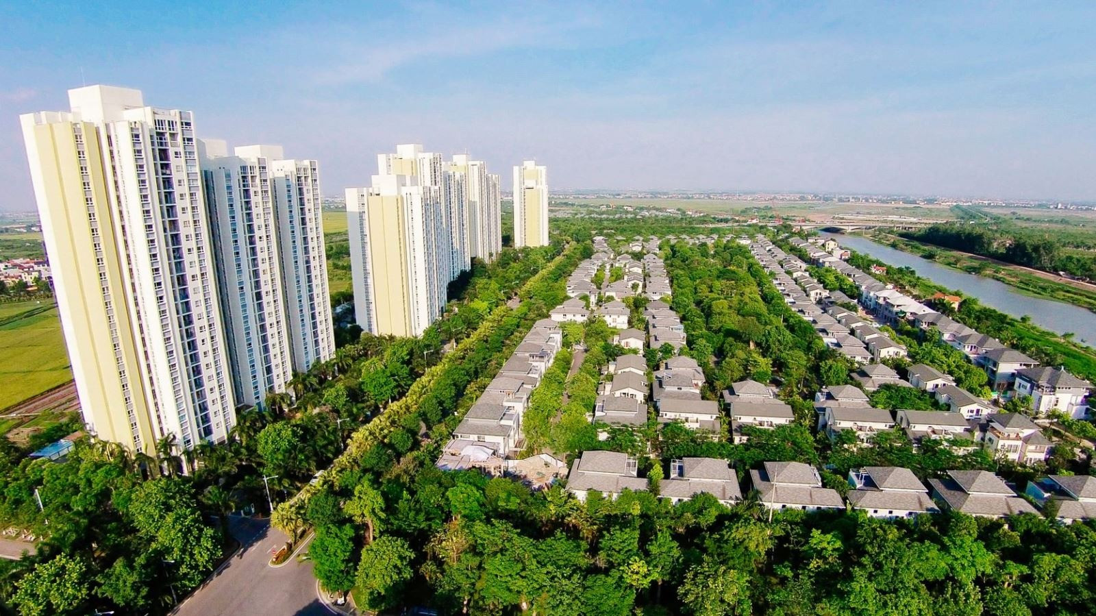 Huyện sở hữu khu đô thị quy mô của Vinhomes, Ecopark đủ tiêu chuẩn để ‘lên hạng’ đô thị- Ảnh 2.