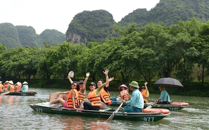 Hình thức du dịch 'lên ngôi' dịp 30/4: Giải pháp tiết kiệm giữa cơn sốt giá vé máy bay