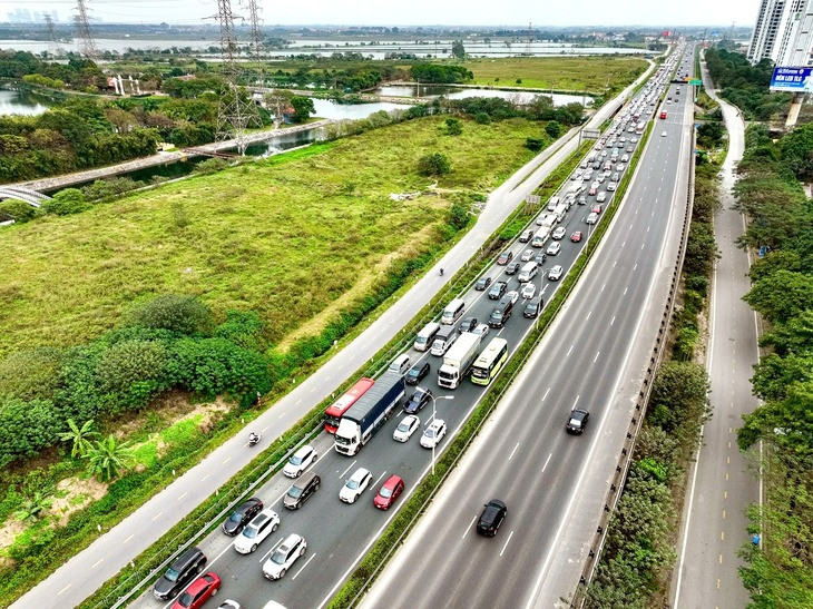 Thống nhất nghiên cứu mở rộng tuyến cao tốc đầu tiên của miền Bắc lên 12 làn xe- Ảnh 1.