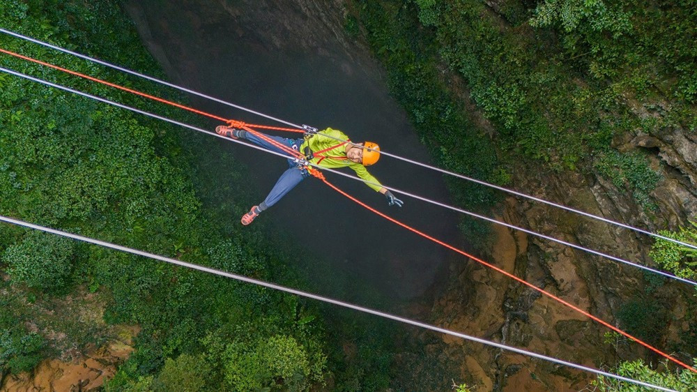 Hố sụt Ác Mộng sâu 250m nằm giữa Di sản thiên nhiên thế giới của Việt Nam, bên trong ẩn chứa dòng sông ngầm bí ẩn - ảnh 6