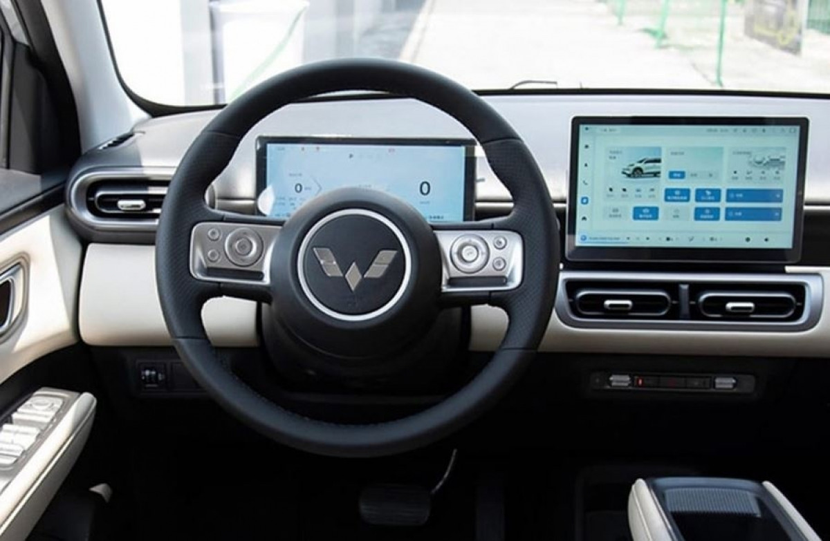 Taxi điện Wuling Bingo bất ngờ xuất hiện ở Hà Nội, giá cước thế nào?