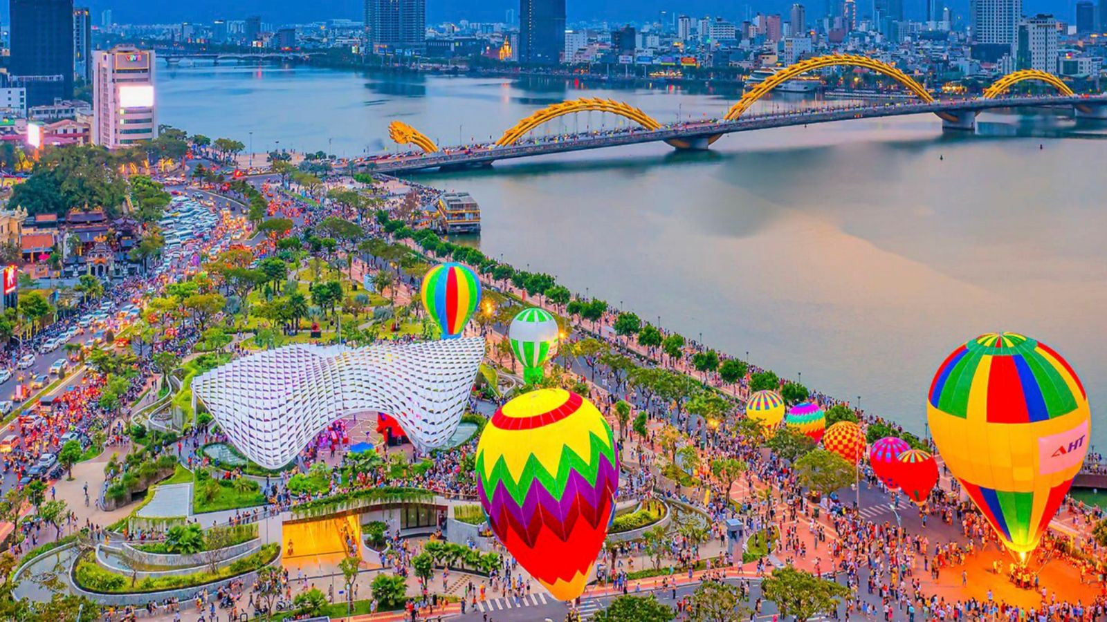 Toàn cảnh TP. Đà Nẵng