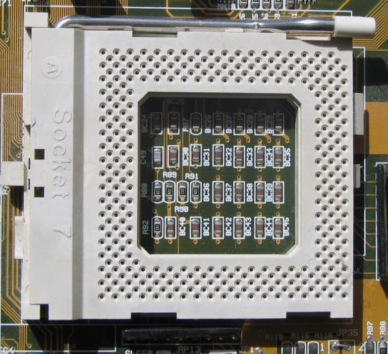 Từng có một chuẩn socket dùng được cả CPU Intel lẫn AMD: Chuyện thật khó tin!