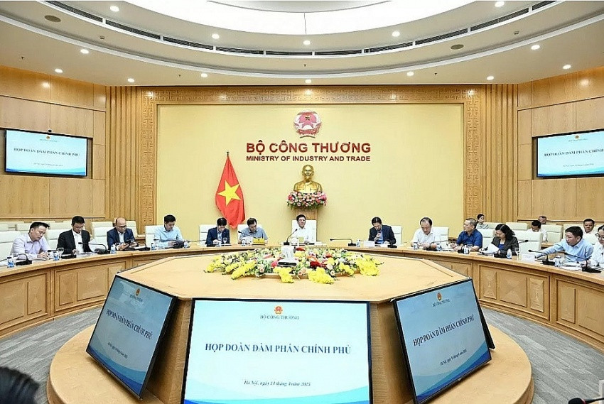 Bộ Công Thương họp cùng Vingroup, THACO, Apple lên kế hoạch ứng phó thuế đối ứng Mỹ