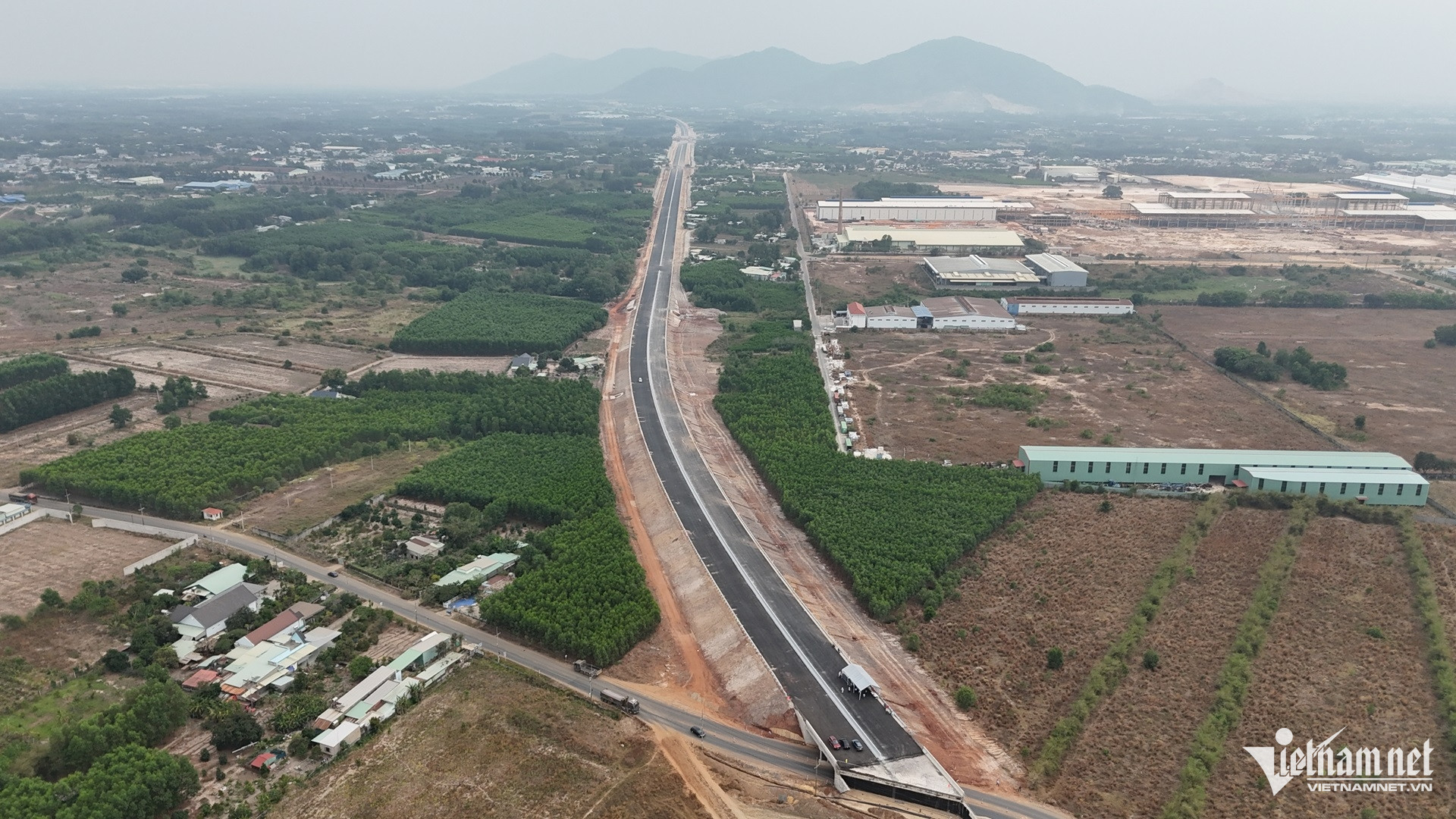 W-19,5km cao tốc Biên Hòa Vũng Tàu trước giờ thông xe 12.JPG.jpg