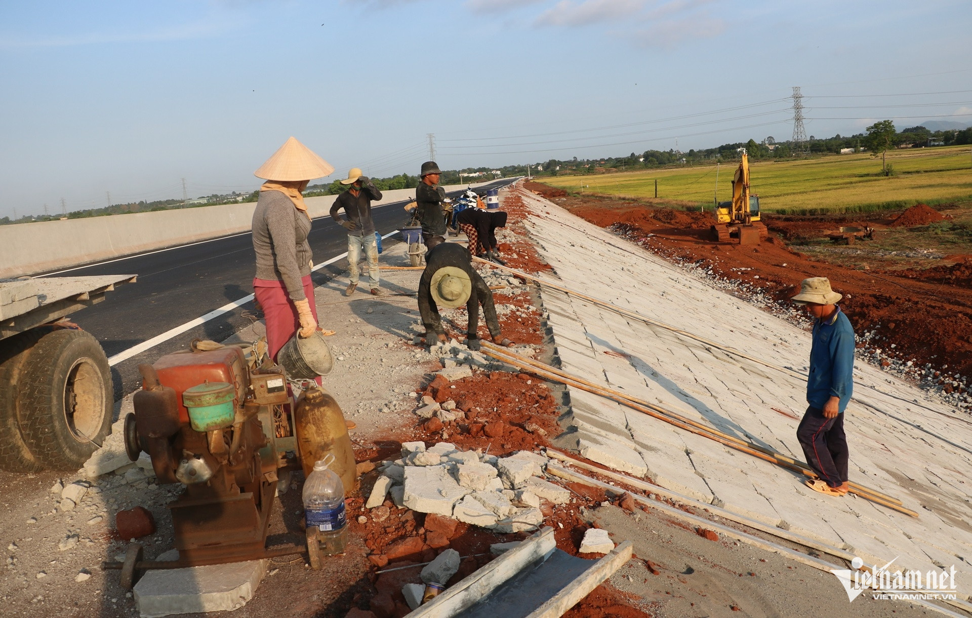 W-19,5km cao tốc Biên Hòa Vũng Tàu trước giờ thông xe 2.JPG.jpg