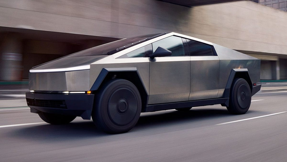 Tesla xả kho 'mẫu bán tải điện gây sốt toàn cầu' với mức giá gây sốc kèm sạc miễn phí trọn đời