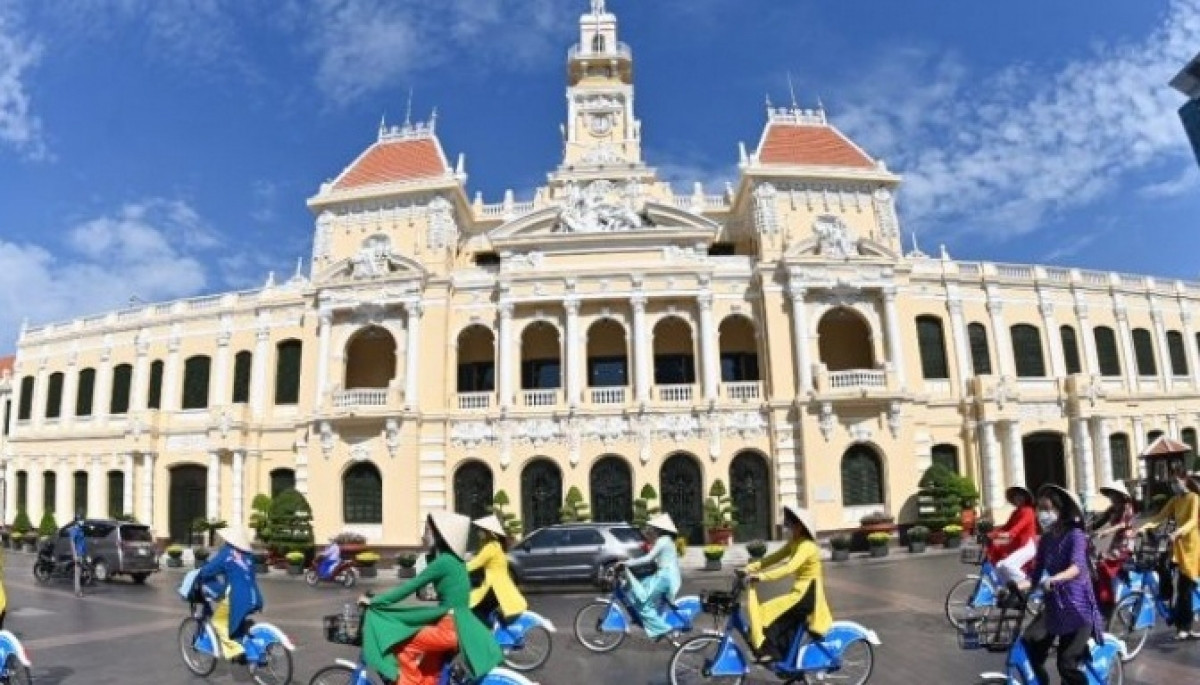 Trước thềm sáp nhập để thành 'siêu địa phương', TP.HCM thu hút thêm 2,4 tỷ USD