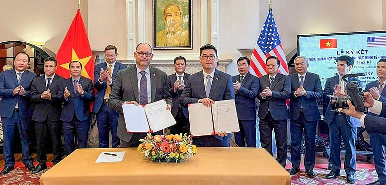 Sau thỏa thuận hơn 4 tỷ USD với Mỹ, Thủ tướng chỉ đạo khẩn trương đàm phán thương mại trong tháng 5/2025