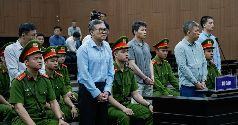 Cựu thứ trưởng Hoàng Quốc Vượng nhận án 6 năm tù