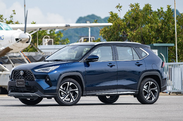 Toyota Việt Nam bán gần 5.700 xe trong tháng 4: Mẫu xe nào được ưa chuộng nhất?
