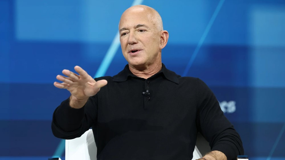 Tỷ phú Jeff Bezos chuẩn bị bán ra 25 triệu cổ phiếu Amazon, dự kiến thu về gần 5 tỷ USD - ảnh 1