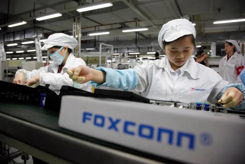 Apple tháo chạy, giá cước đảo chiều: Mỹ sắp đối mặt cơn địa chấn hậu thuế quan - ảnh 2