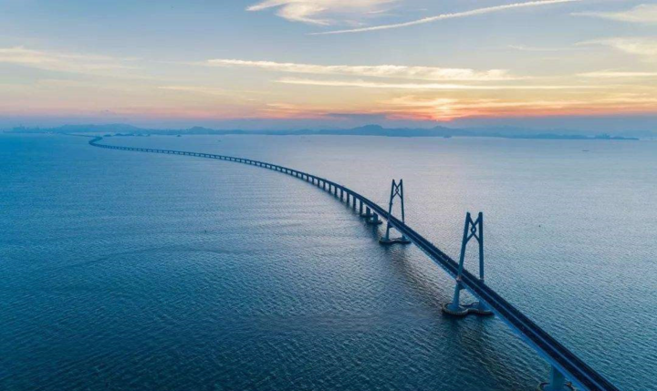 Huy động 10.000 người, láng giềng Việt Nam xây dựng cây cầu dài nhất thế giới với vốn đầu tư hơn 220.000 tỷ đồng - ảnh 1