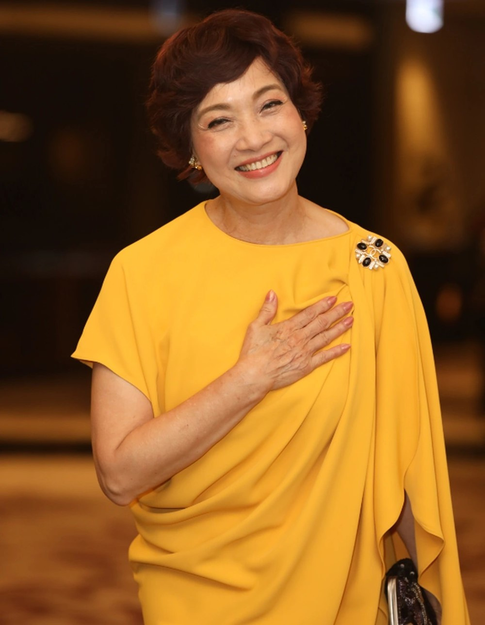 Nữ diễn viên được phong NSND trẻ nhất lịch sử, sở hữu nhan sắc hiếm có của điện ảnh Việt Nam, Nam tiến 5 năm có tiền mua nhà đất ở Thủ Đức - ảnh 4