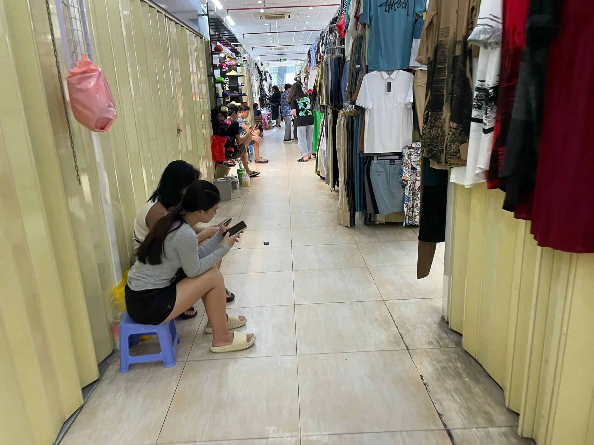 Nhiều doanh nghiệp rơi vào tình trạng 'chết không chôn được'