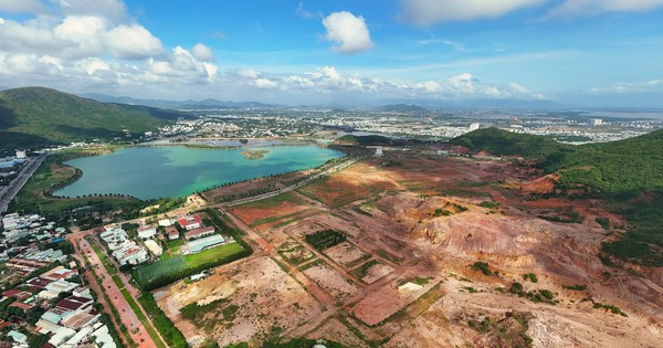 Tỉnh có đường bờ biển đẹp bậc nhất Việt Nam đấu thầu dự án nghìn tỷ ‘đắp chiếu’ suốt 10 năm
