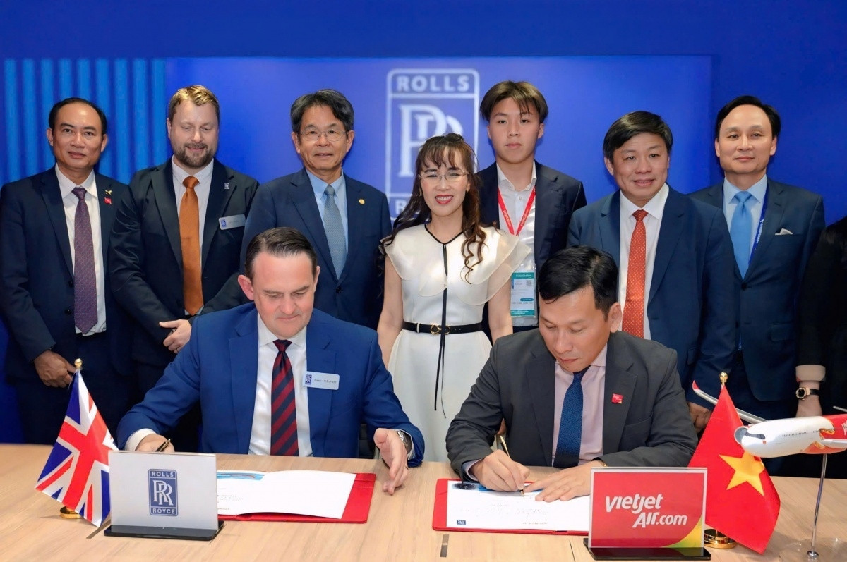 Vietjet của tỷ phú Nguyễn Thị Phương Thảo ký hợp đồng khủng với Rolls-Royce, đặt mua 40 động cơ tiên tiến nhất
