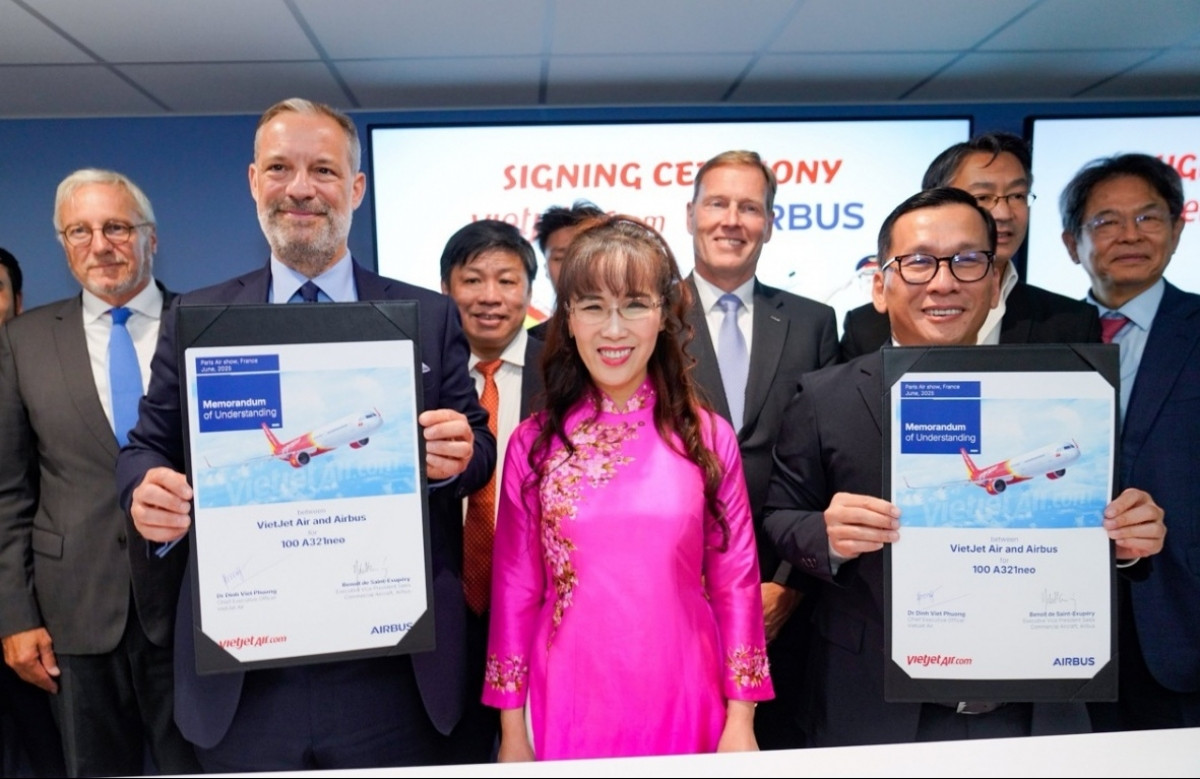 Vietjet của tỷ phú Nguyễn Thị Phương Thảo chốt đơn hàng 100 máy bay tại triển lãm hàng không lớn nhất thế giới