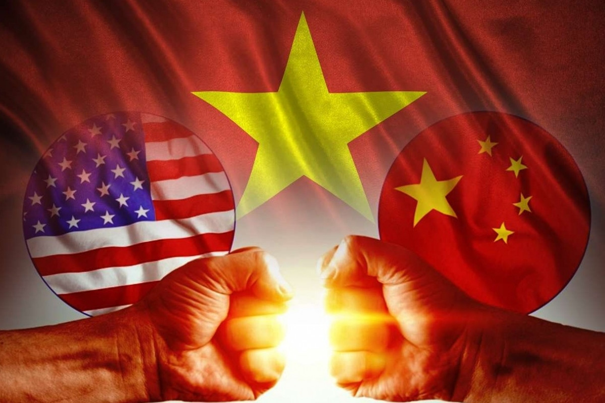 Xuất khẩu đất hiếm của Trung Quốc sang Mỹ giảm 80% vì thuế quan, doanh nghiệp Việt tận dụng cơ hội từ lệnh miễn thuế