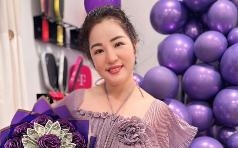 Danh hài Thúy Nga mang bầu lần 2 ở tuổi 49?