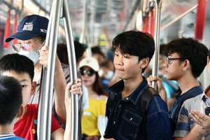 Metro Nhổn - ga Hà Nội đón hơn 100 nghìn lượt khách/ngày, người dân cần lưu ý gì?