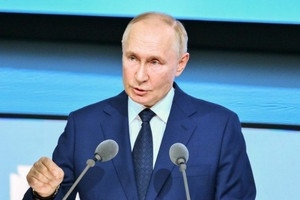 Ông Putin cảnh báo NATO, Nga giành lại 10 khu định cư ở Kursk từ tay Ukraine