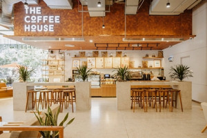 'Vị đắng' tuổi lên 10 của The Coffee House: Từ chuỗi cà phê nghìn tỷ đến nguy cơ tụt lại trong cuộc đua F&B