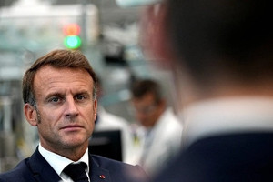 Ông Macron tuyên bố cứng rắn, quyết làm Tổng thống Pháp đến năm 2027