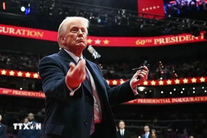 THẾ GIỚI 24H: Tổng thống Mỹ Trump sa thải hơn 1.000 người trong chính quyền tiền nhiệm