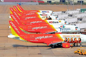 Vietjet (VJC) báo lãi tăng 516% trong năm 2024