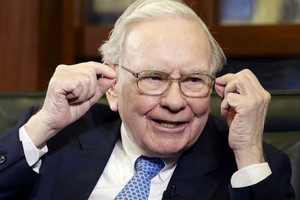 Warren Buffett bán hơn 130 tỷ USD cổ phiếu nhưng vẫn vững tin vào một mã tiềm năng