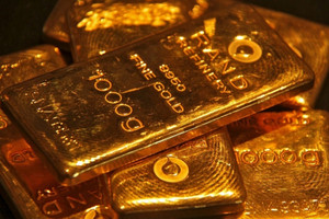 Giá vàng vượt 3.300 USD/ounce sau động thái cứng rắn mới của Mỹ với khoáng sản Trung Quốc